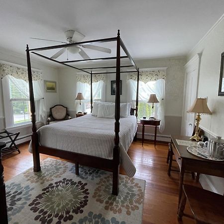 Bourne Bed And Breakfast Ogunquit Exterior photo